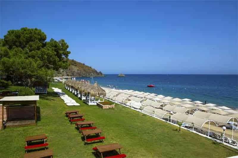 Tacun Nisa Resort